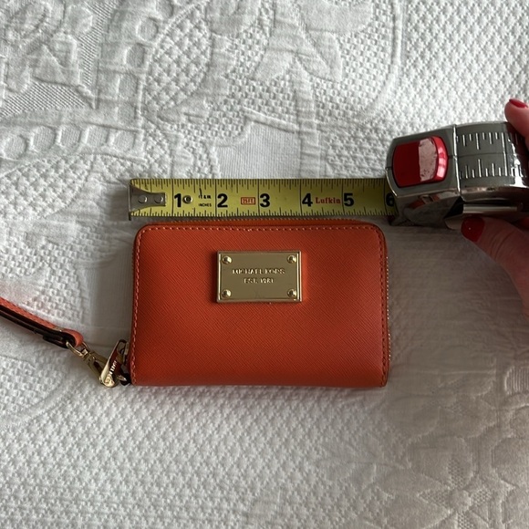 Michael Kors Orange Wallet - Picture 7 of 8